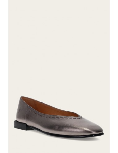 Claire Flat online