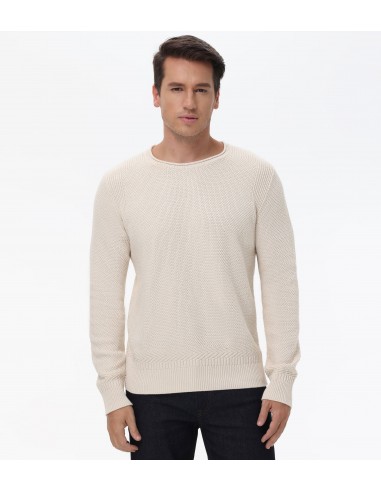 Textured Crewneck Pullover suggérées chez